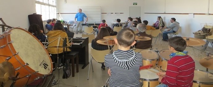 Los Talleres 'Ilusionando con el jazz' acercan este género musical a los pueblos