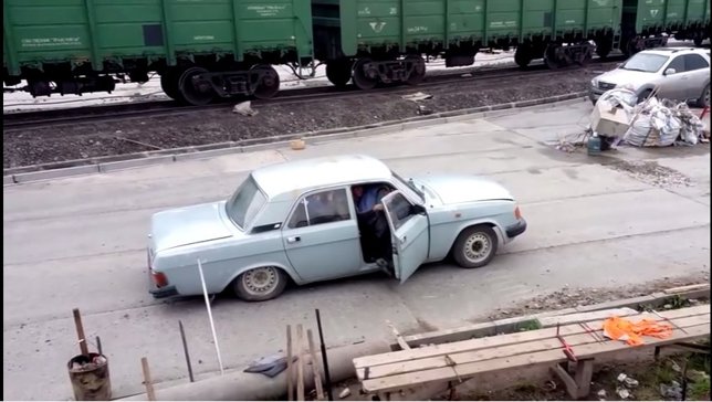 De este coche salen 17 personas