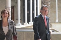 Colau defiende no judicializar la consulta y apoya a Mas, Ortega y Rigau: "9N somos todos"