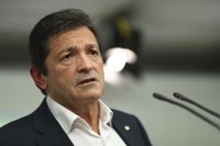 Javier Fernández se explicará hoy ante los diputados y senadores del PSOE