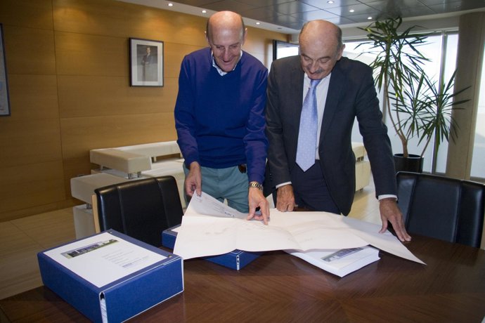 10:00Despacho del consejeroEl consejero de Obras Públicas y Vivienda, José María