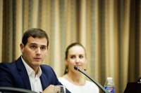 Albert Rivera avisa a Rajoy de que es el PSOE el que tendrá que ponerle condiciones