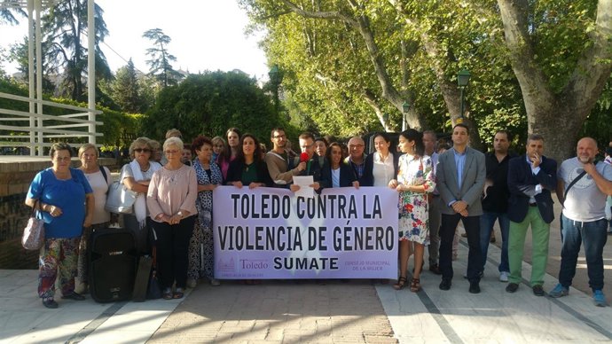 NP/FOTO: La Asociación De Hombres Por La Igualdad De Género Recuerda Que “Hay 60