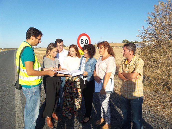 Visita a las obras de la carretera de Villanueva de los Castillejos