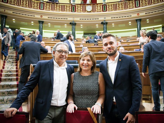 Manolo Mata (PSOE, Isabel Bonig (PP) y Fran Ferri (Compromís)