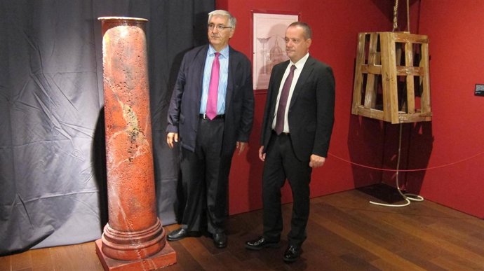 Reproducción a tamaño real de la columna de la Virgen del Pilar de Zaragoza