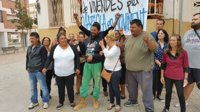 Familias de la Mariola en Lleida ocupan pisos de bancos e intentan negociar un alquiler 