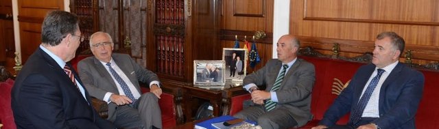 El director del Ingesa, recibido Imbroda y El Barkani