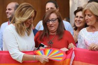 Luz verde al trámite parlamentario de las leyes de PSOE-A y Podemos sobre personas Lgtbi