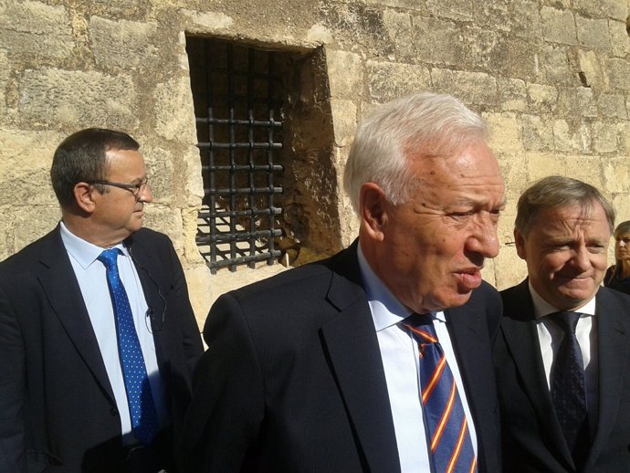 García-Margallo junto a Juan Carlor Moragues en Alicante