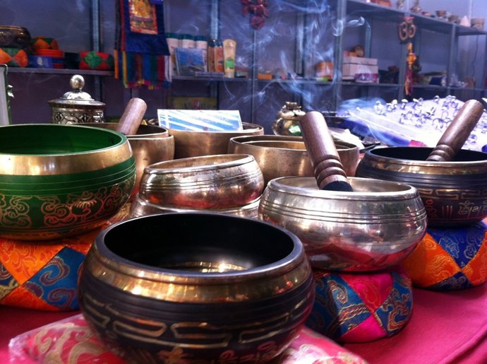 EL JARDÍN INVERNADERO DE ATOCHA ACOGE UNA NUEVA EDICIÓN DE LA FERIA ESOTÉRICA DE