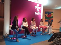 Expertos destacan la importancia de potenciar la comunicación farmacéutico-paciente en esclerosis múltiple