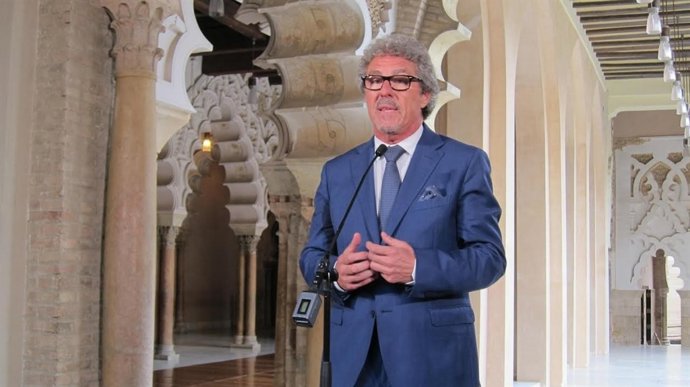 El portavoz del grupo municipal de CHA, Gregorio Briz