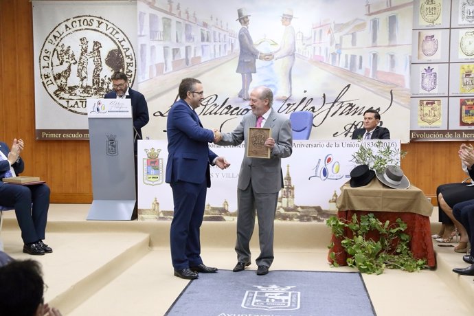 Los Palacios celebra el 180 aniversario de la Unión.