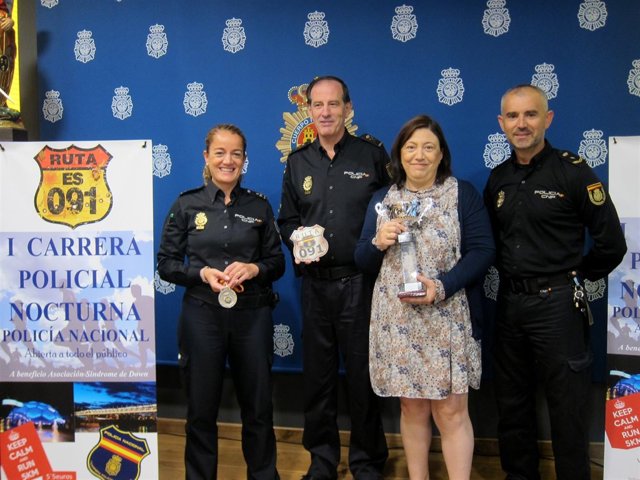 Acto de presentación de la I Carrera Policial Noctura 'Ruta 091'.