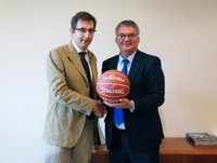 ACB y AEPSAD firman un convenio para fomentar la práctica deportiva saludable