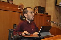 Echenique dice que Lambán "tiene a Aragón en vilo" y detecta "mayor entendimiento con PP"