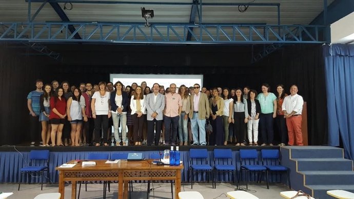 Benzal (centro), junto a Ruiz, durante la jornada 