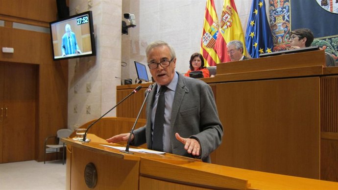 Javier Sada (PSOE) en su intervención en el Debate sobre Estado de la Comunidad