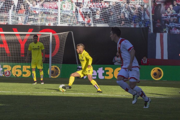 Jonathan Dos Santos en el partido contra el rayo Vallecano