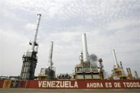 Maduro dice que "Venezuela nunca más debe depender del petróleo" como único ingreso