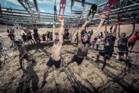 Más de 7.000 'espartanos' participan en la Reebok Spartan Race de Barcelona