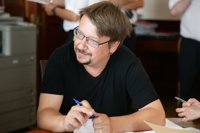 Domènech (EnComúPodem) pide "no desesperanzarse" si finalmente Rajoy sale investido