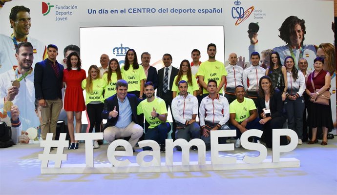 Méndez de Vigo reconoce a los medallistas olímpicos y paralímpicos en Río 2016