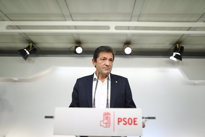 Javier Fernández, presidente de la gestora del PSOE