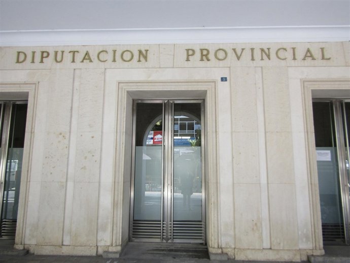 Fachada de la Diputación de Huelva