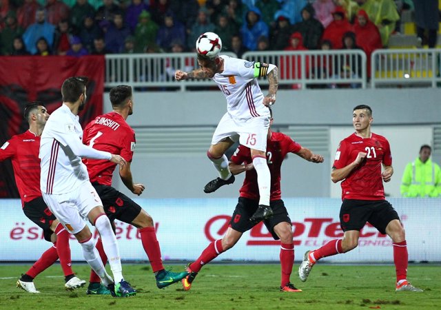 Sergio Ramos en el Albania - España