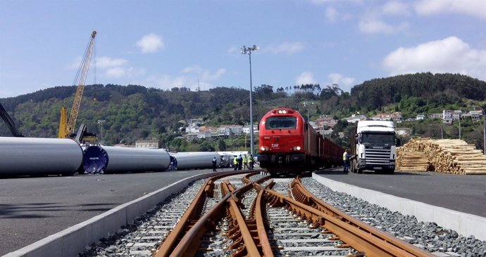Movimiento de mercancías en los puertos de Ferrol y San Cibrao