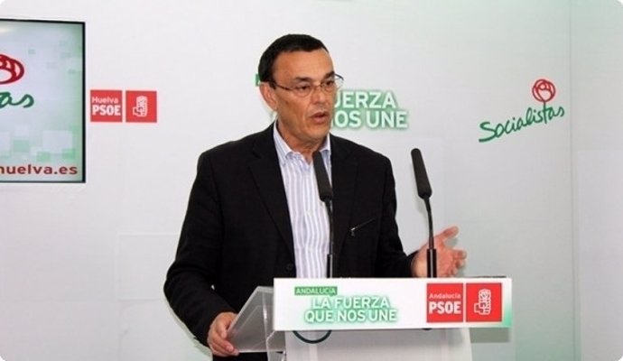 Ignacio Caraballo en la sede del PSOE