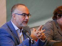 El Govern amplía la oferta de plazas del máster de formación del profesorado en lengua