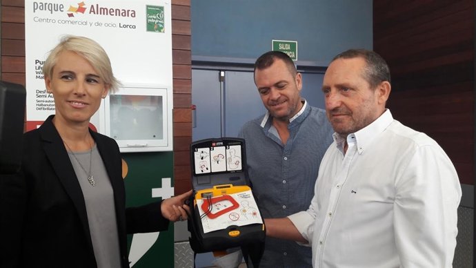 Bayonas visita el Centro Comercial Parque Almenara