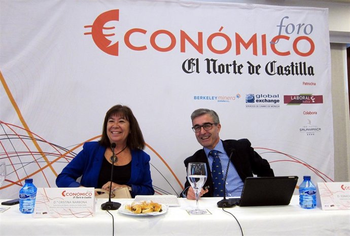 Narbona y el subdirector de El Norte (D)