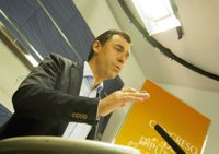 Maillo tacha de ilegal declarar laborable el 12 de octubre y se siente "orgulloso" de poder celebrar este día