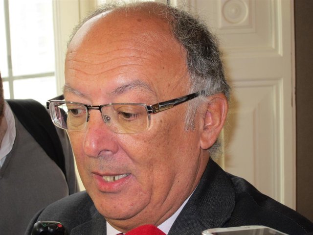 El expresidente socialista de la Xunta Fernando González Laxe