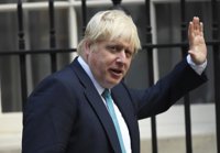 Boris Johnson llama a manifestarse frente a la Embajada de Rusia por la guerra siria