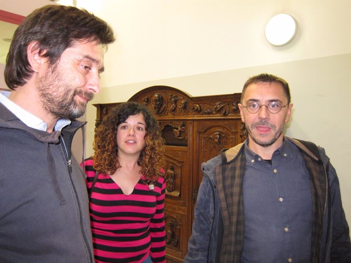 Rafael Mayoral, Sofía Castañón y Juan Carlos Monedero