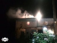 Un incendio calcina una vivienda de dos plantas en Tremado, Tineo