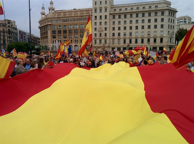 Concentración de D'Espanya i Catalans el 12-O por la Hispanidad 2016