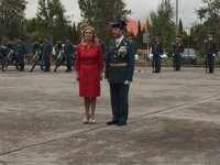 El guardia civil y sus dos hijos que rescataron a varias personas en Gabriel y Galán reciben medallas al Mérito 