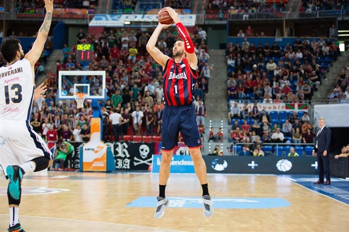 Andrea Bargnani en el partido Baskonia contra UCAM Murcia