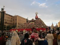 Casi medio millón de personas disfrutan del día grande de las fiestas del Pilar