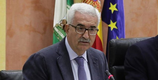 Comparecencia en comisión parlamentaria de Manuel Jiménez Barrios