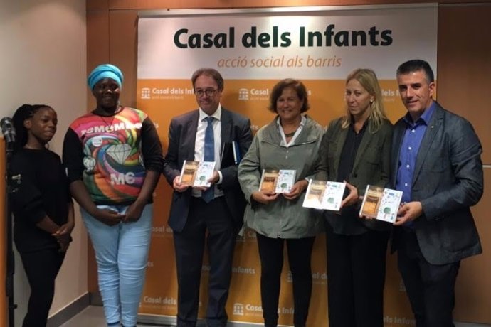 Mujeres del casal, M.Simón, R.Rosell, N.Munté y J.Viñas
