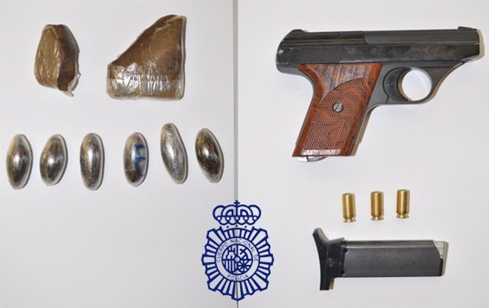 Pistola, munición y drogas incautadas
