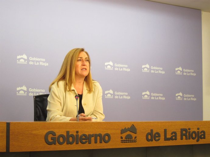 La portavoz del Gobierno riojano, Begoña Martínez, informa del Consejo Gobierno