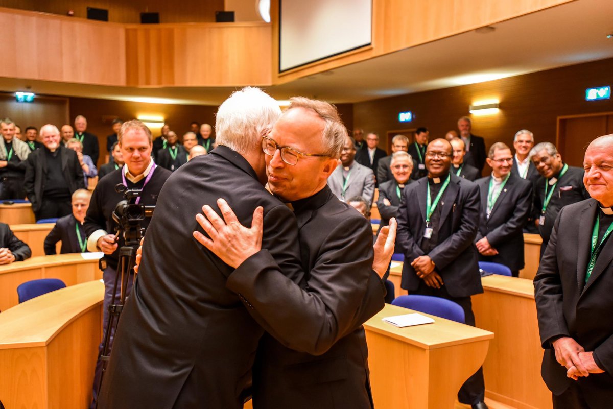 El venezolano Arturo Sosa Abascal, nuevo superior general de los Jesuitas El venezolano Arturo Sosa Abascal, nuevo superior general de los Jesuitas